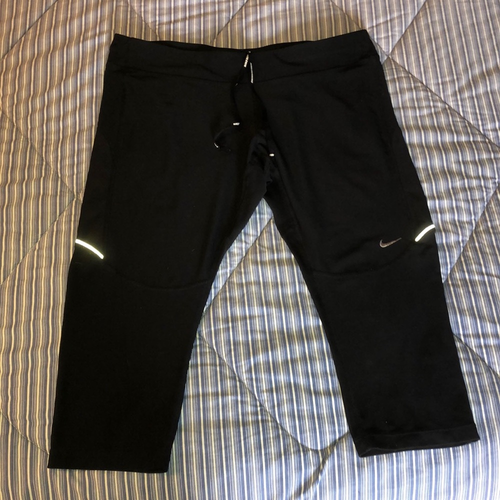 Nike DriFit Capri Leggings